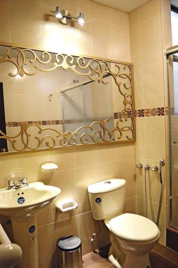 Hotel Golosone Амбато Екстериор снимка